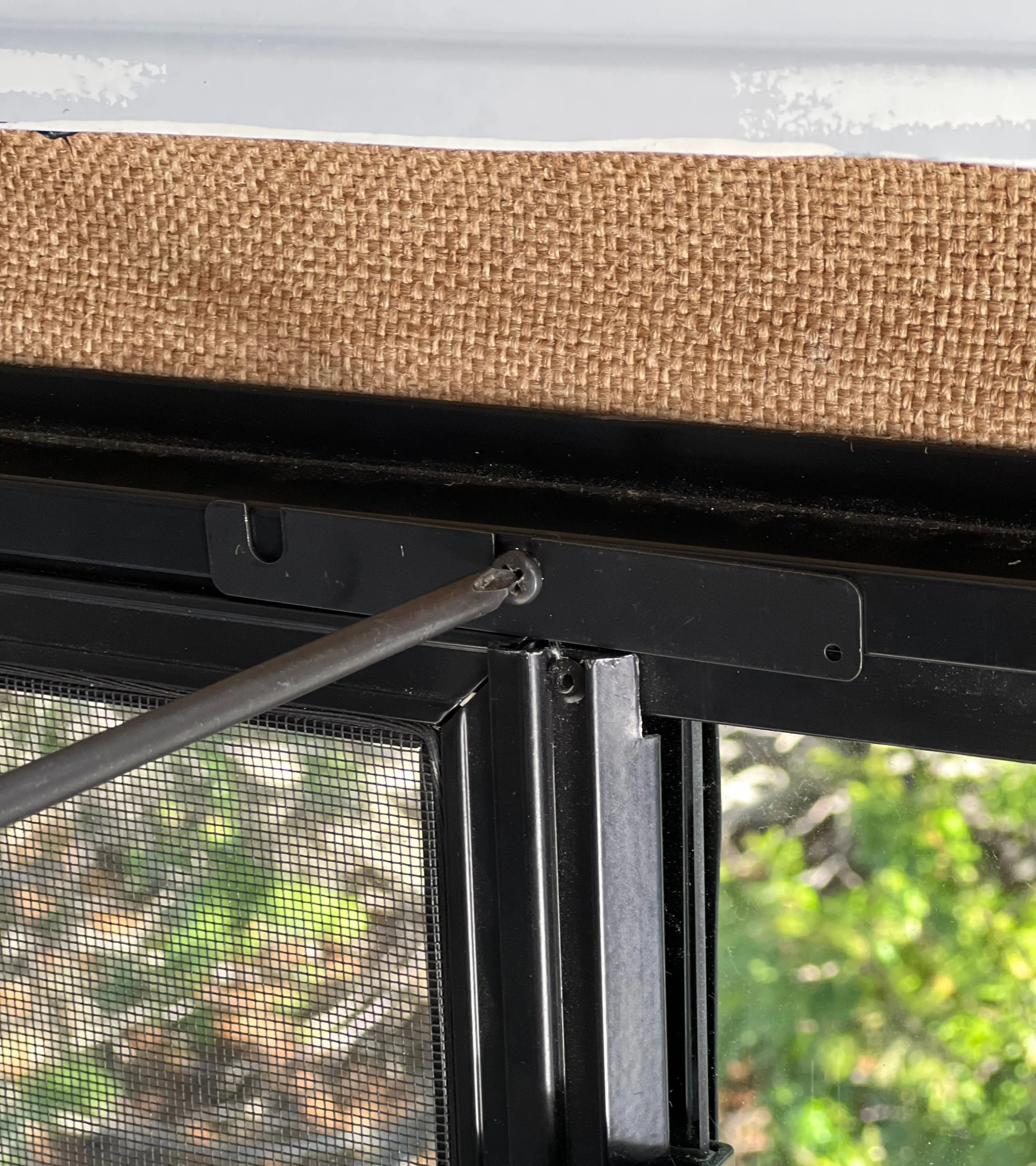 Fenêtres latérales universelles