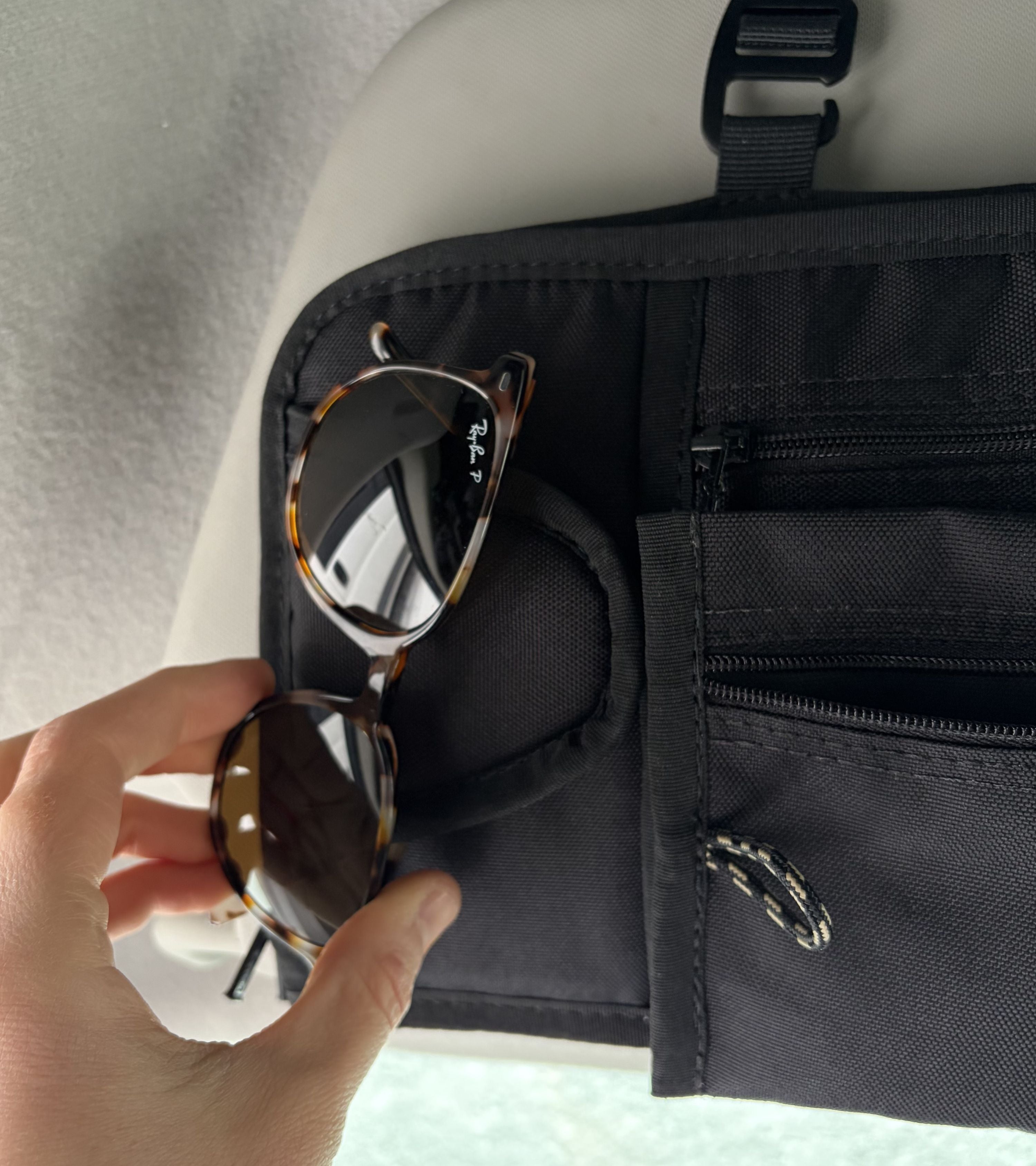 Organisateur de pare-soleil