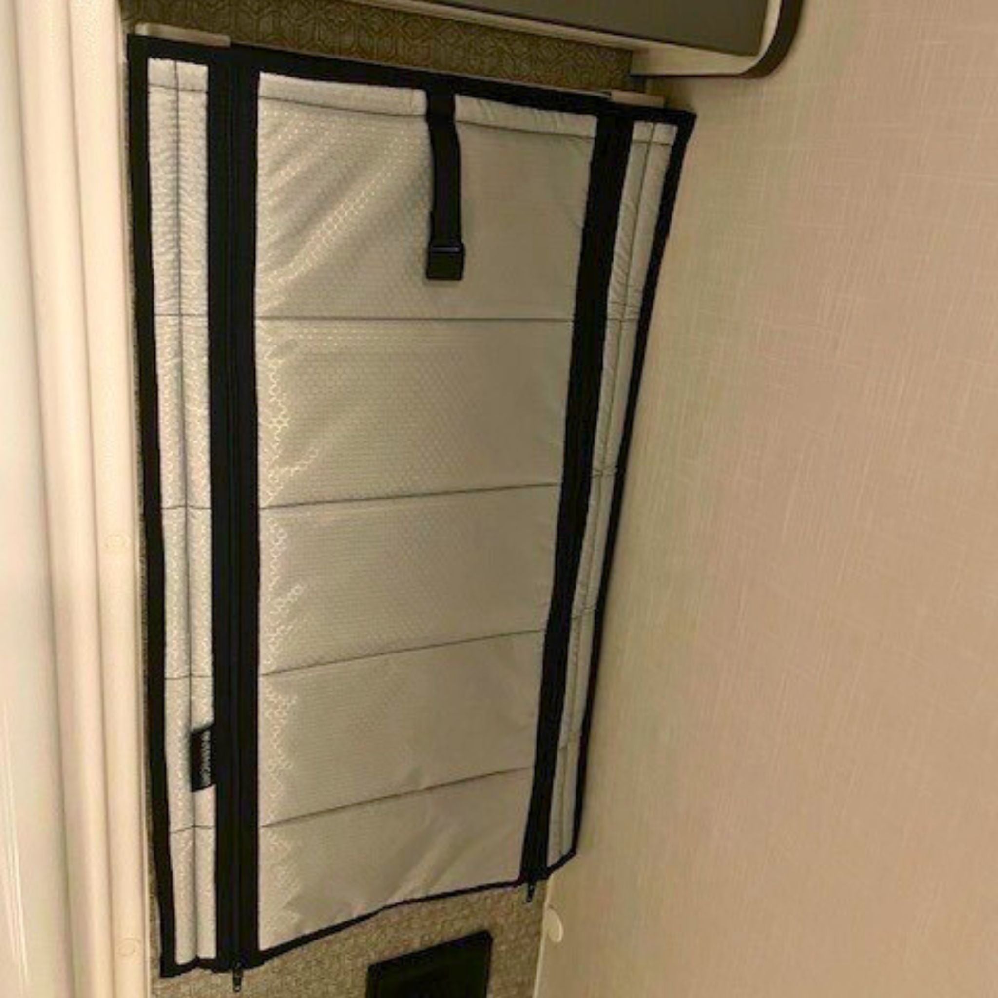 Fenêtres latérales Transit Ekko