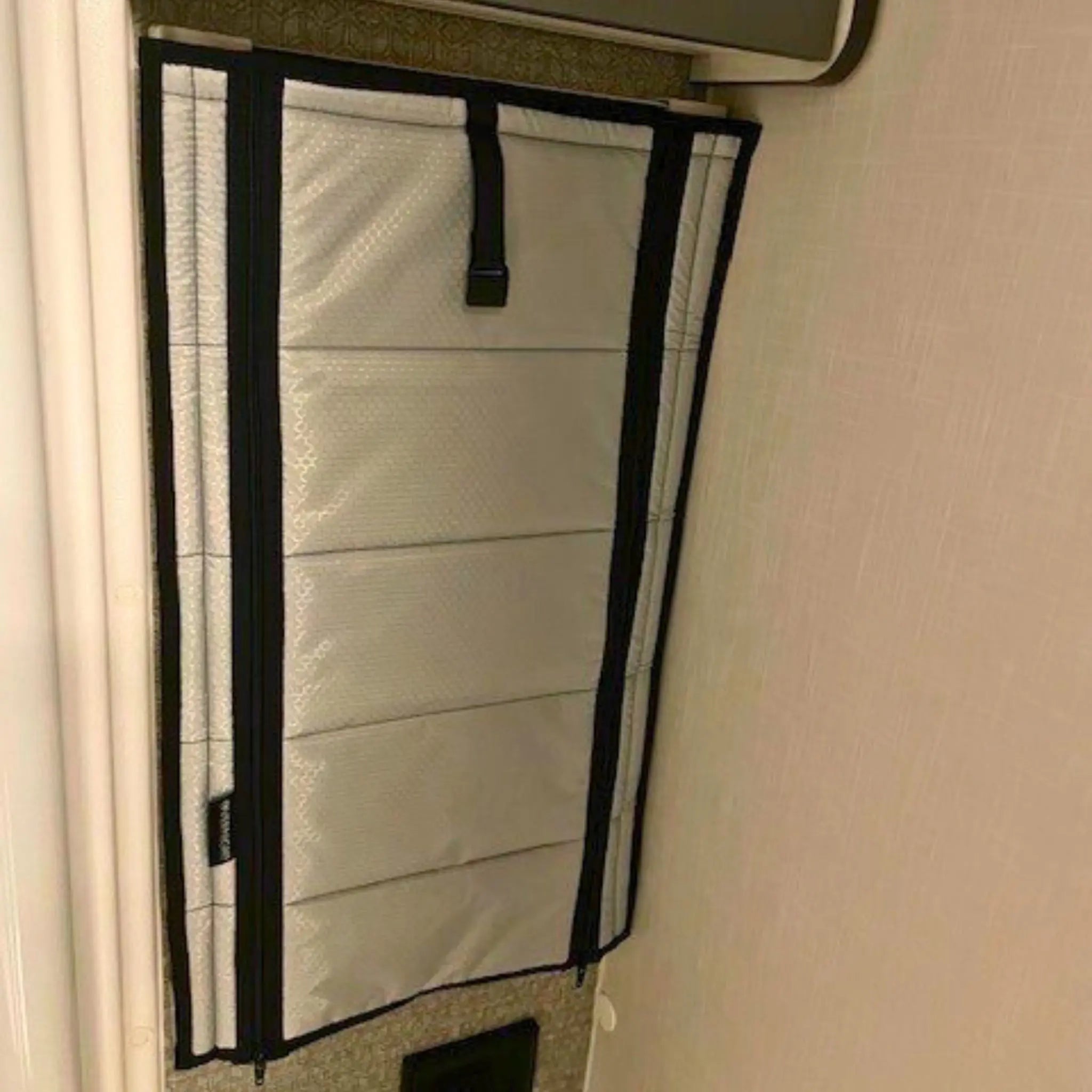 Fenêtres latérales Transit Ekko