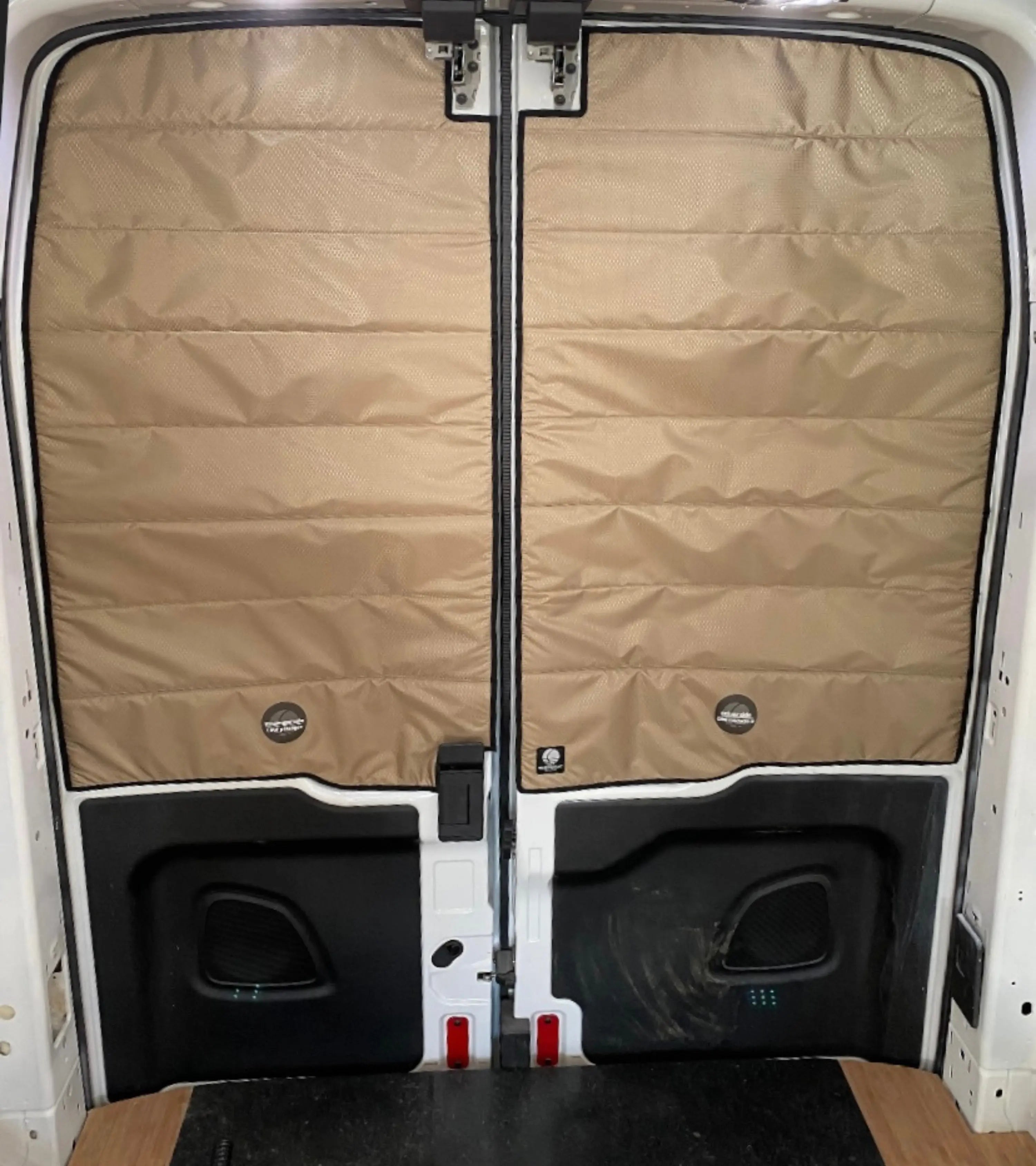 Panneaux arrières Transit 2015+ (Toit moyen/haut)