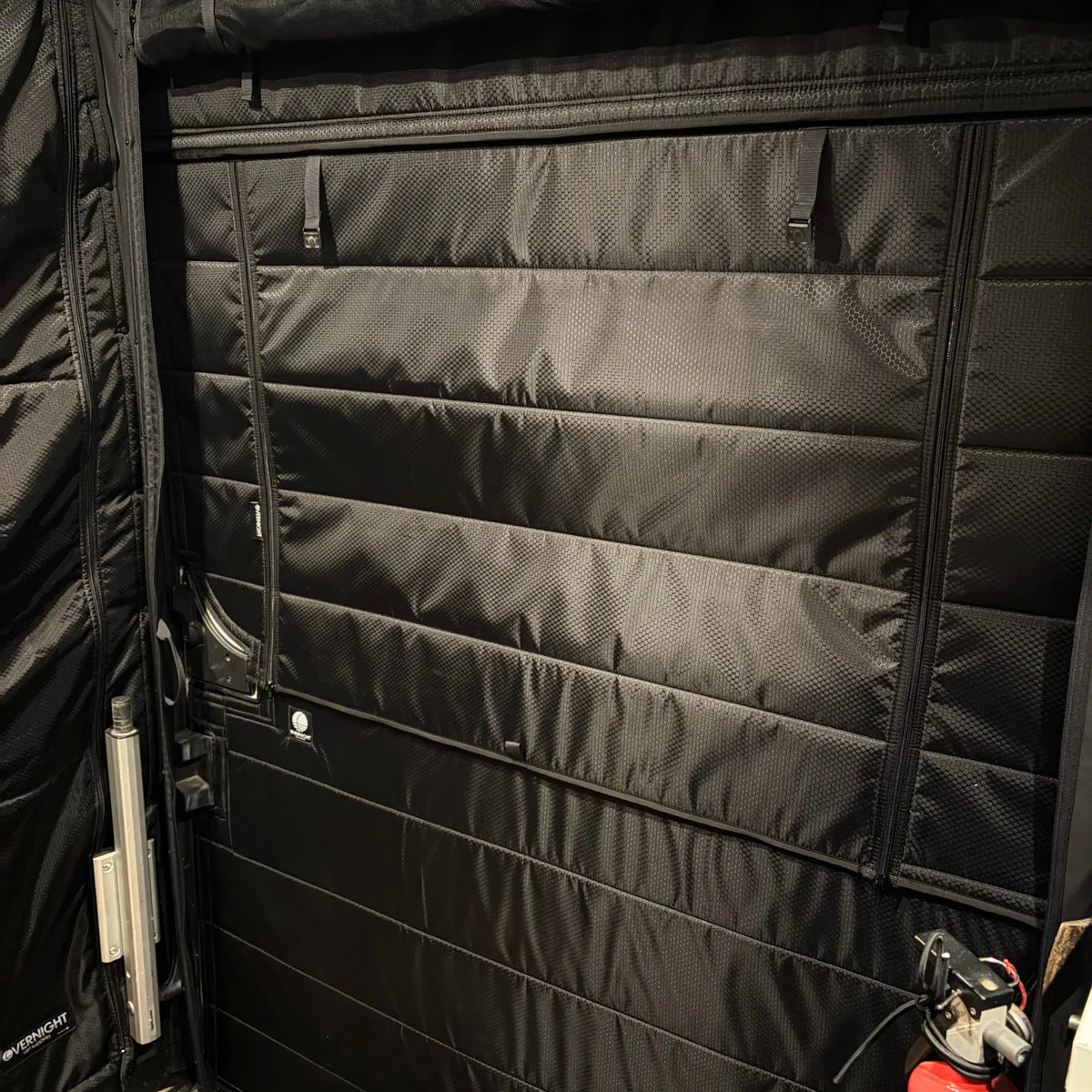 Rideau coupe-froid pour porte coulissante