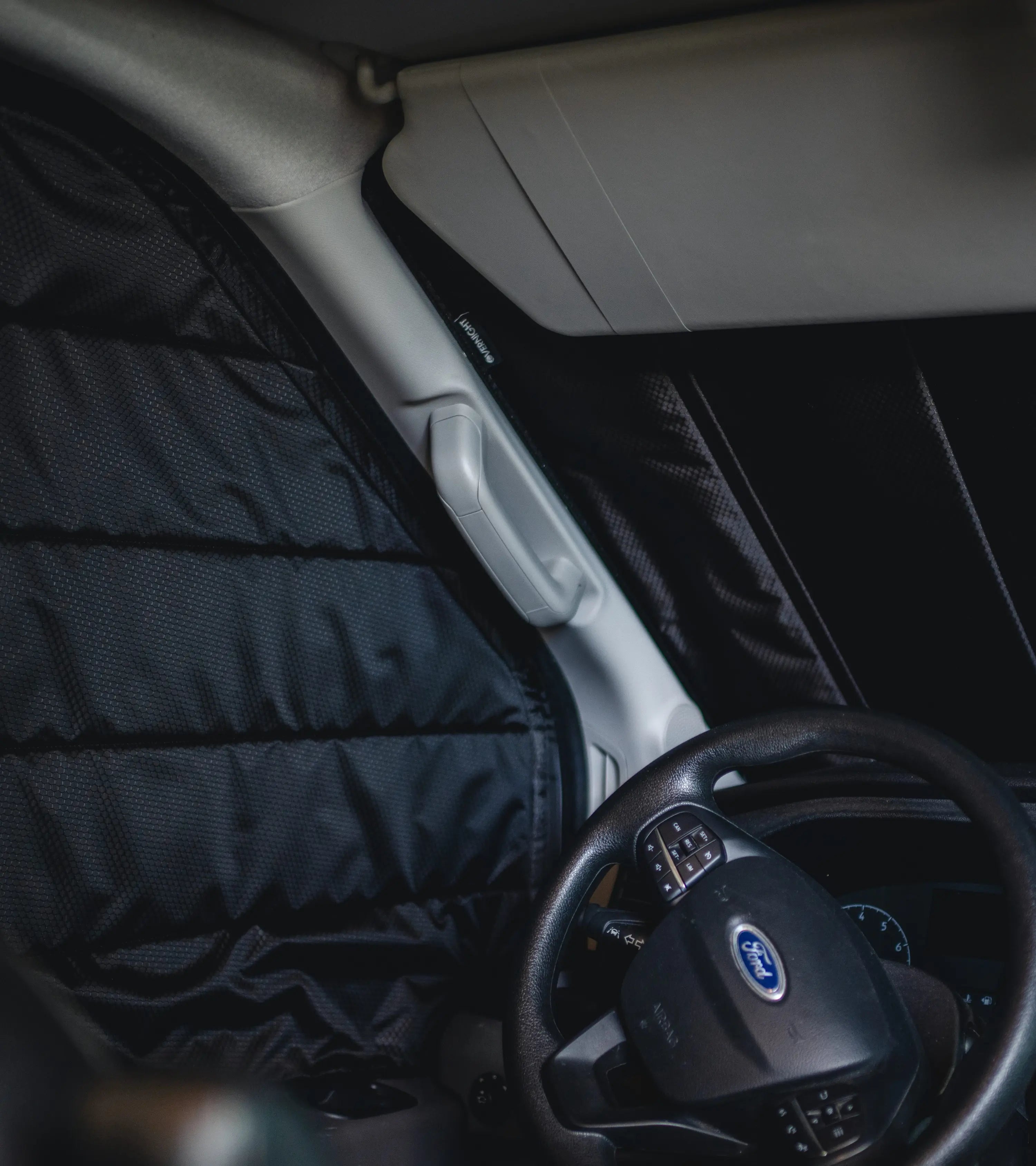 Cabine avant Transit 2015-2019 (Toit moyen/haut)