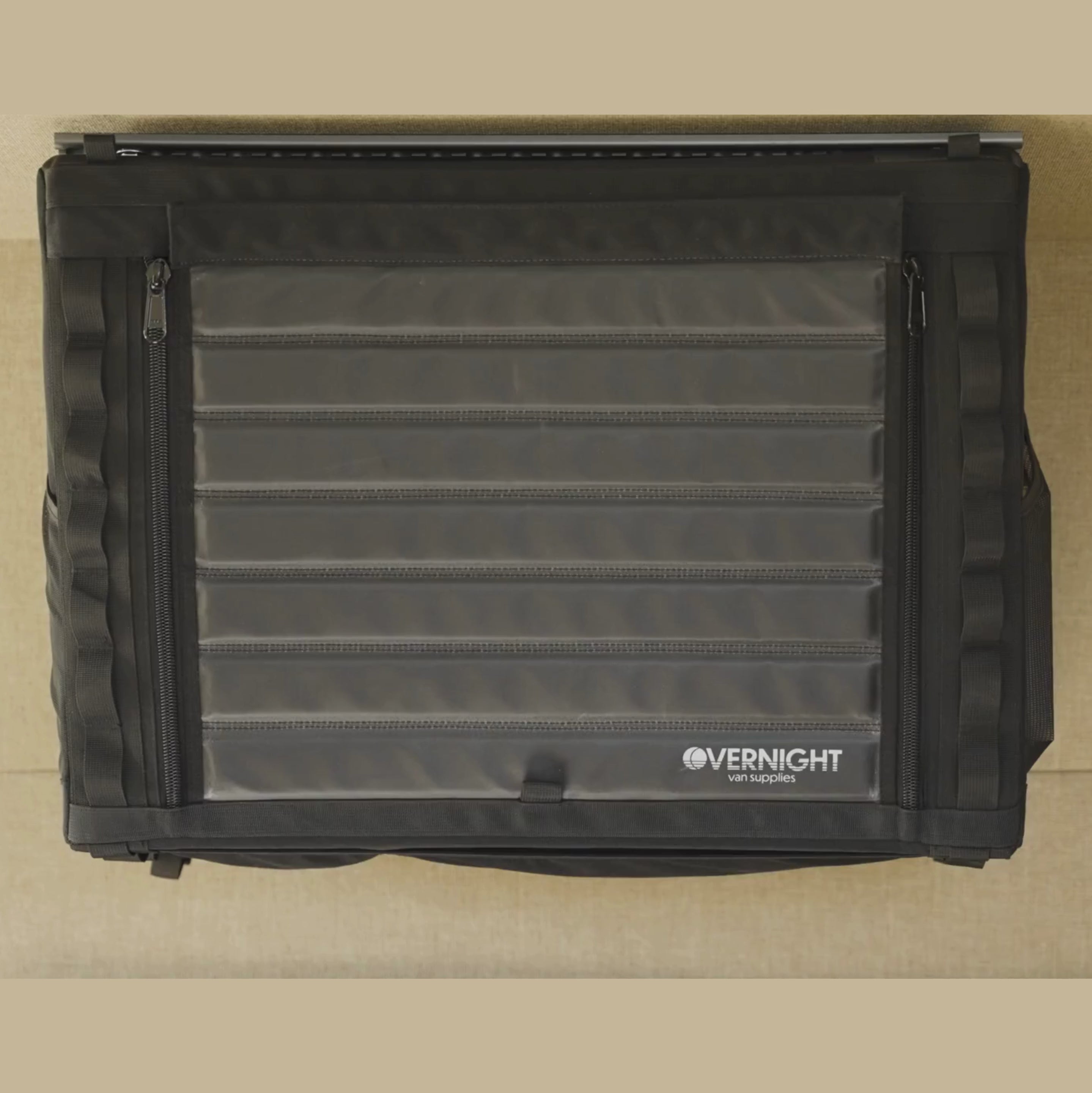 Charger la vidéo: Cabinet de rangement modulaire